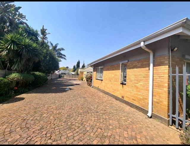 BUSINESS FOR SALE IN RYNFIELD